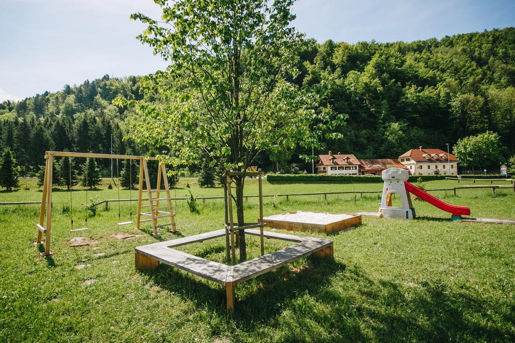 Pocitniska Hiska Pod Skalco Vila Kamnik Exterior foto